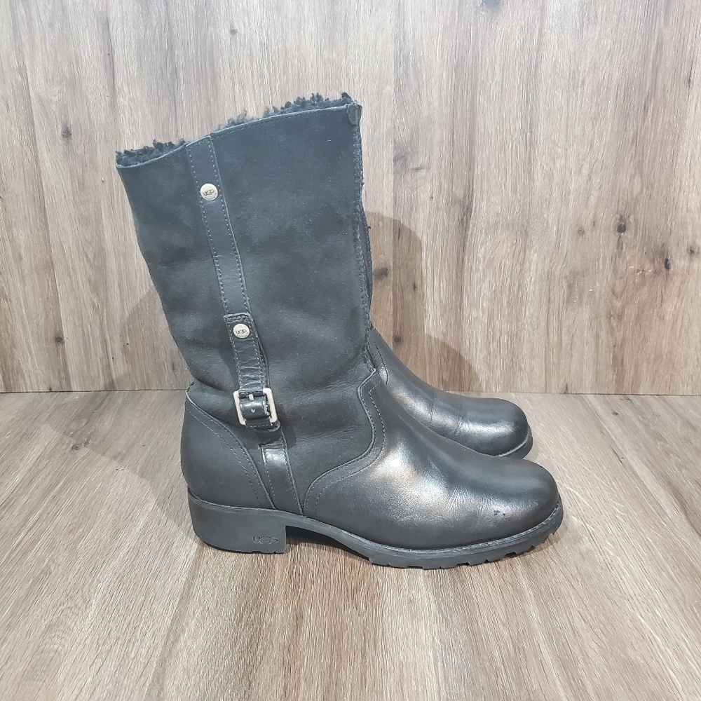 UGG Bellvue Shearling Lined boots